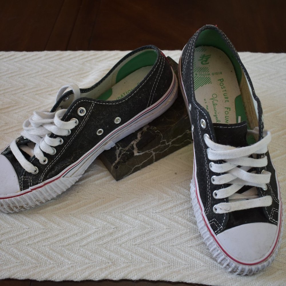 PF Flyers